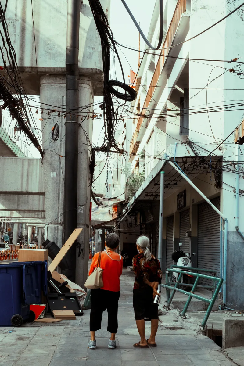 Bangkok 2024 — heat, neon and the tropical rhythm of the city