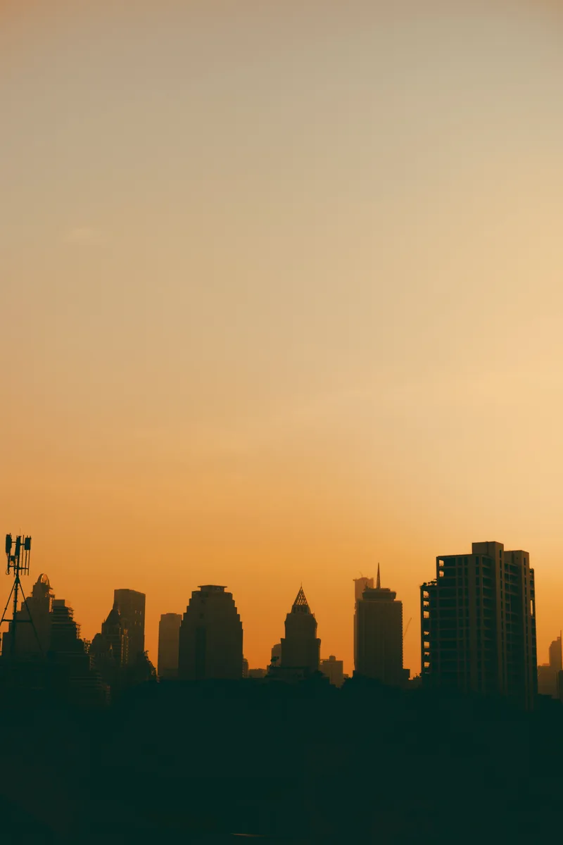 Bangkok 2024 — heat, neon and the tropical rhythm of the city
