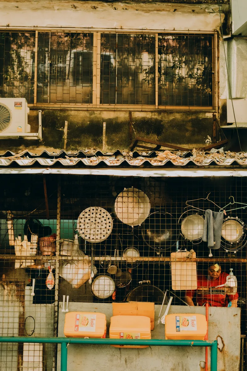 Bangkok 2024 — heat, neon and the tropical rhythm of the city