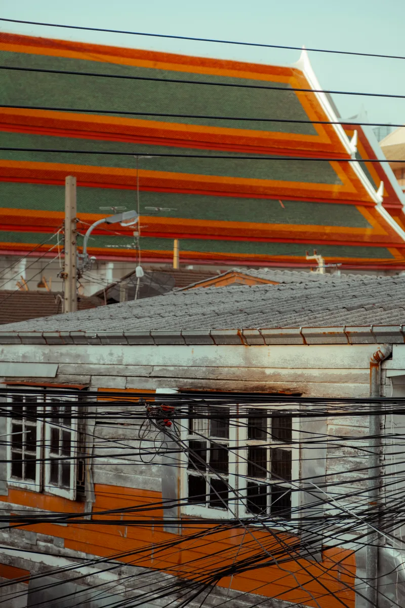Bangkok 2024 — heat, neon and the tropical rhythm of the city