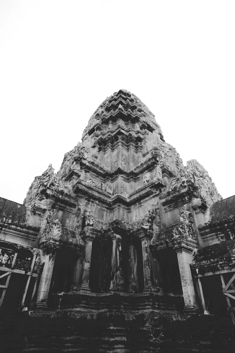 People of Cambodia — street photography of Siem Reap, Bon Om Touk and daily life